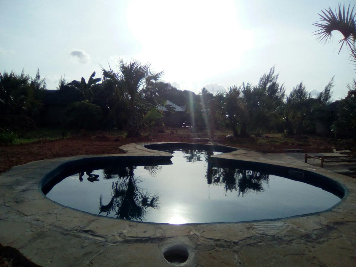 Bahati Diani House Glamping Diani Beach Exteriör bild