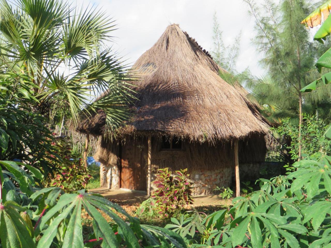 Bahati Diani House Glamping Diani Beach Exteriör bild